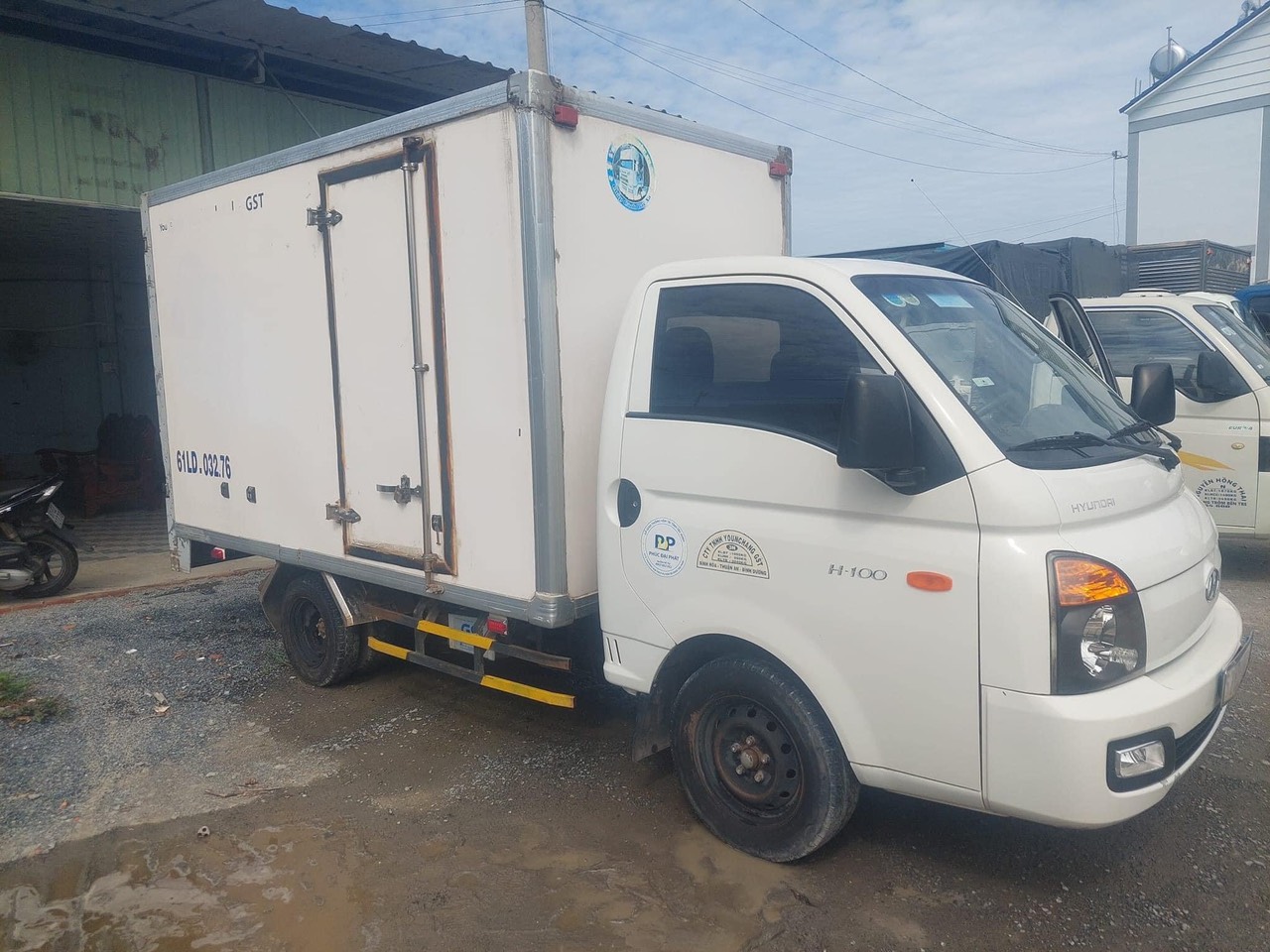 hyundai 1 tấn h100 giá 70tr thùng 3m1