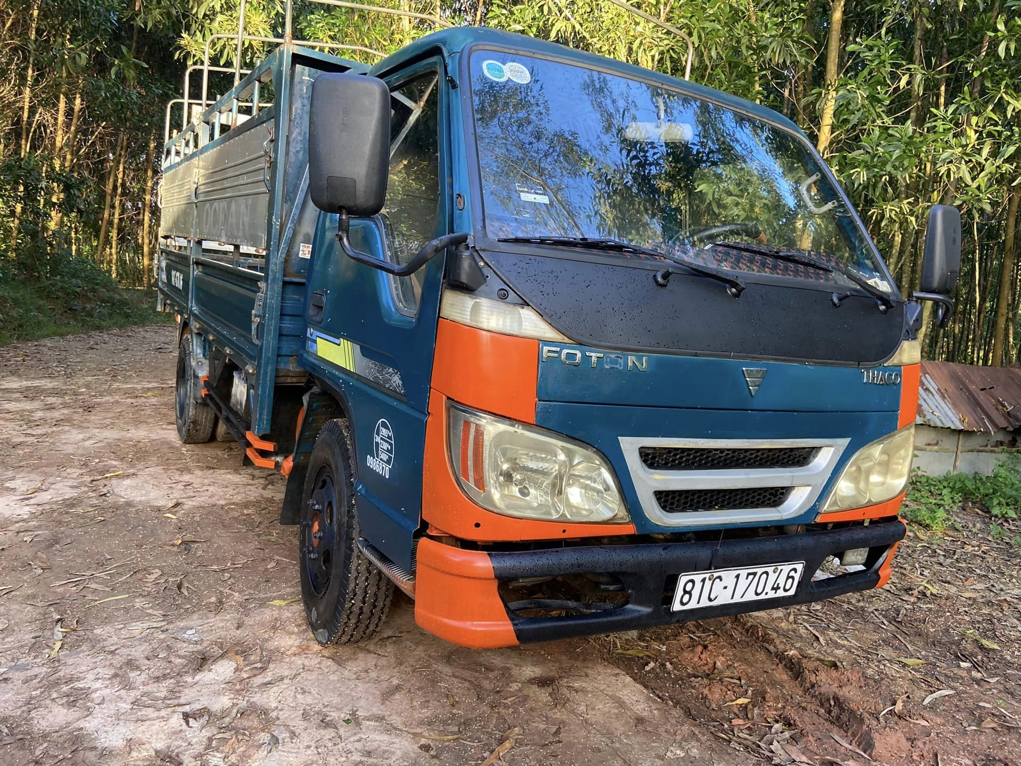 thaco 2.5 tấn thùng kín giá rẻ 70 triệu