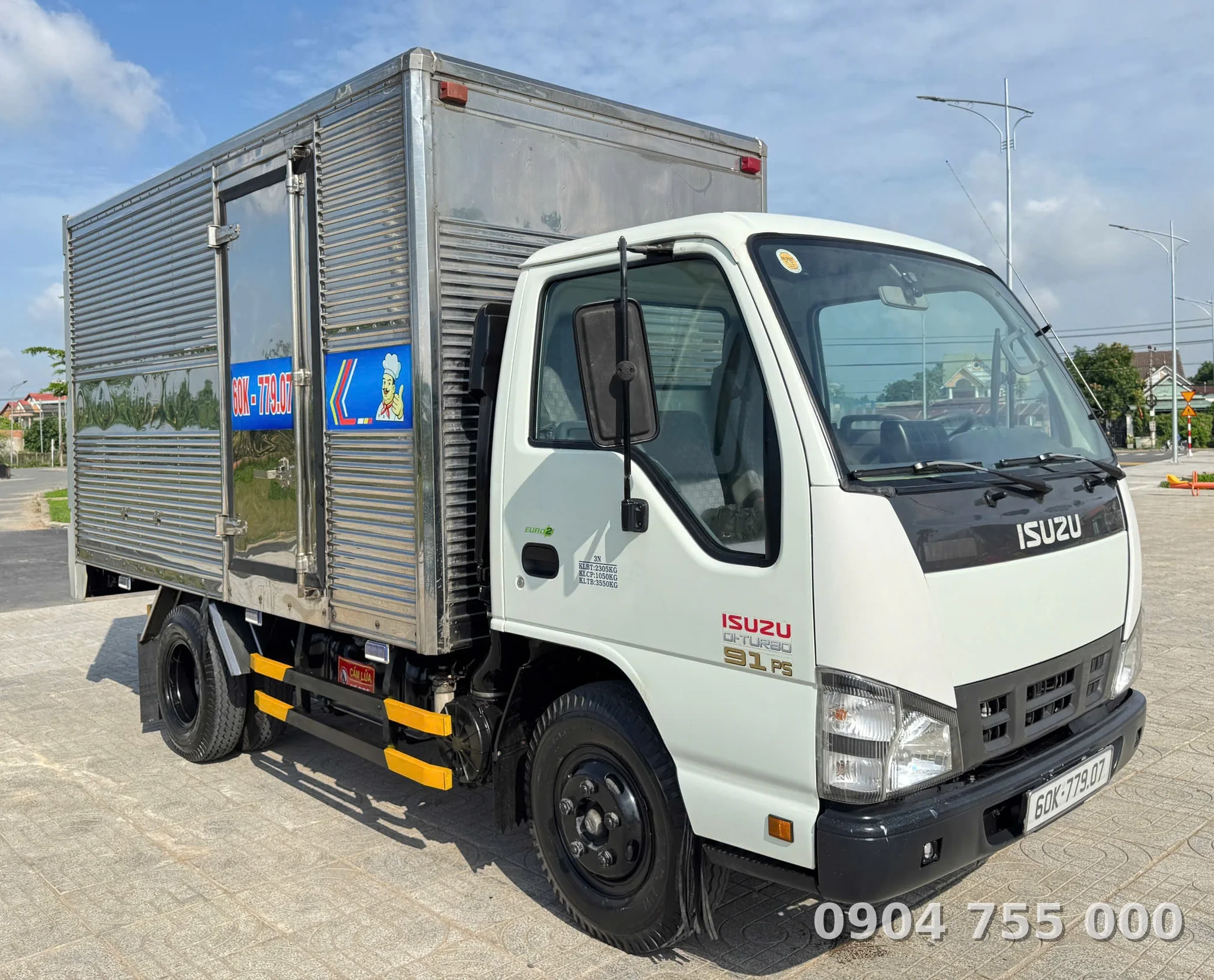 isuzu-1-tan-doi-2017.jpg
