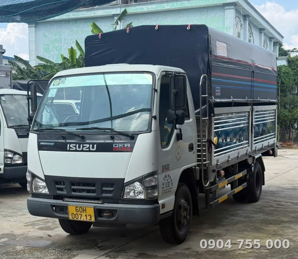 gia-xe-isuzu-2t5-qkr270