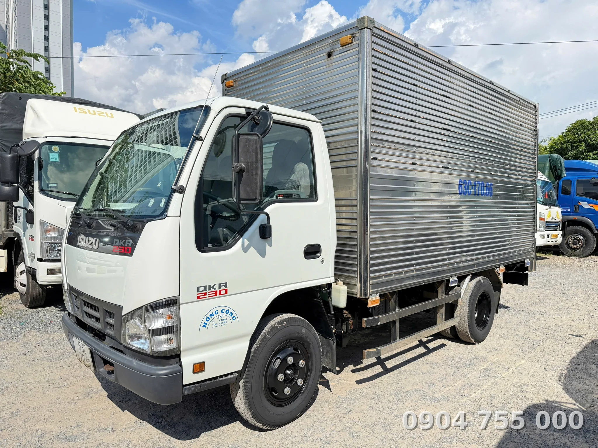 gia-xe-tai-isuzu-2t5-cu